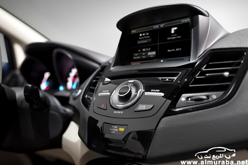 فورد فيستا 2014 السيارة الاكثر توفيراً للوقود تنطلق من معرض لوس انجلوس بالصور Ford Fiesta 2014 21